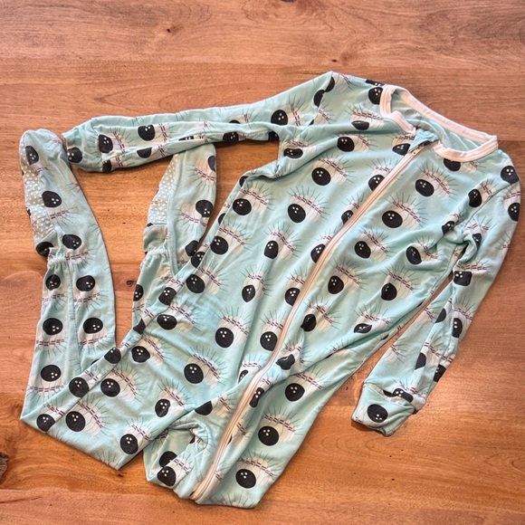 Kickee Pants Other - Kickee Pants Mint Green Pajamas with bowling ball print 4T